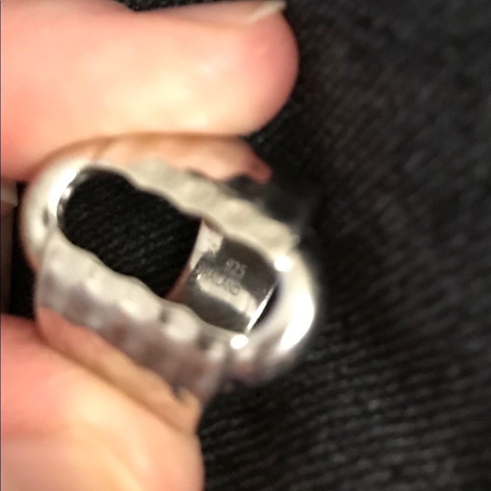 New solid sterling silver ring - Picture 3 of 7